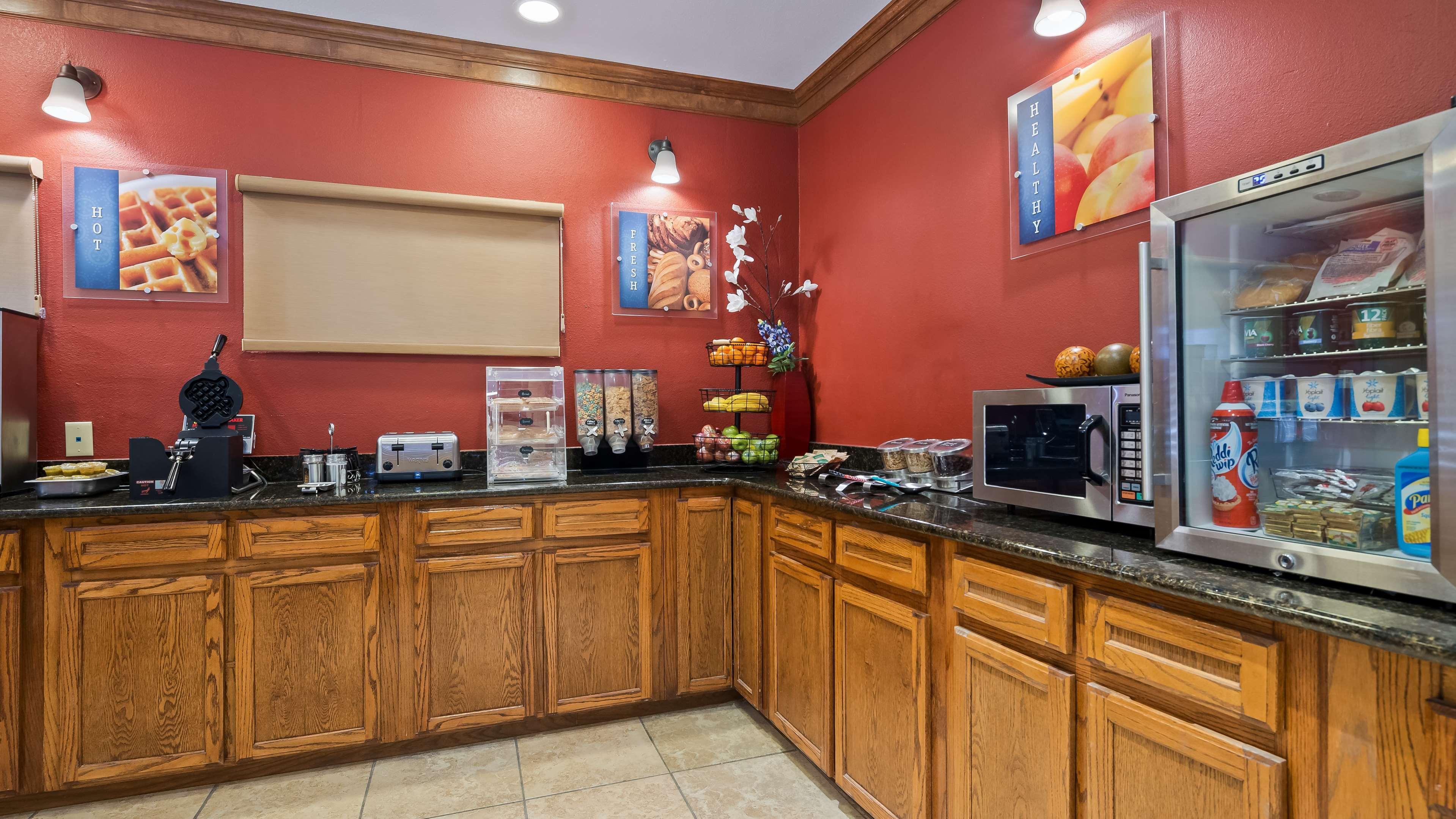 Best Western Regency Inn & Suites Gonzales Kültér fotó