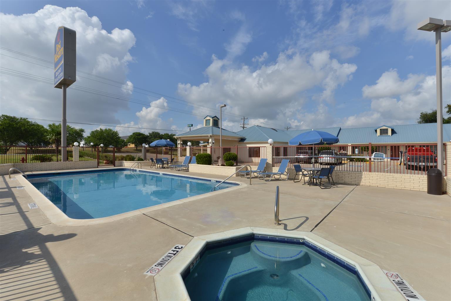 Best Western Regency Inn & Suites Gonzales Kültér fotó